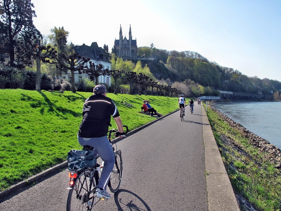 Fahrrad Touring Bonn Mehlem Remagen und zrk (Tour 54615)